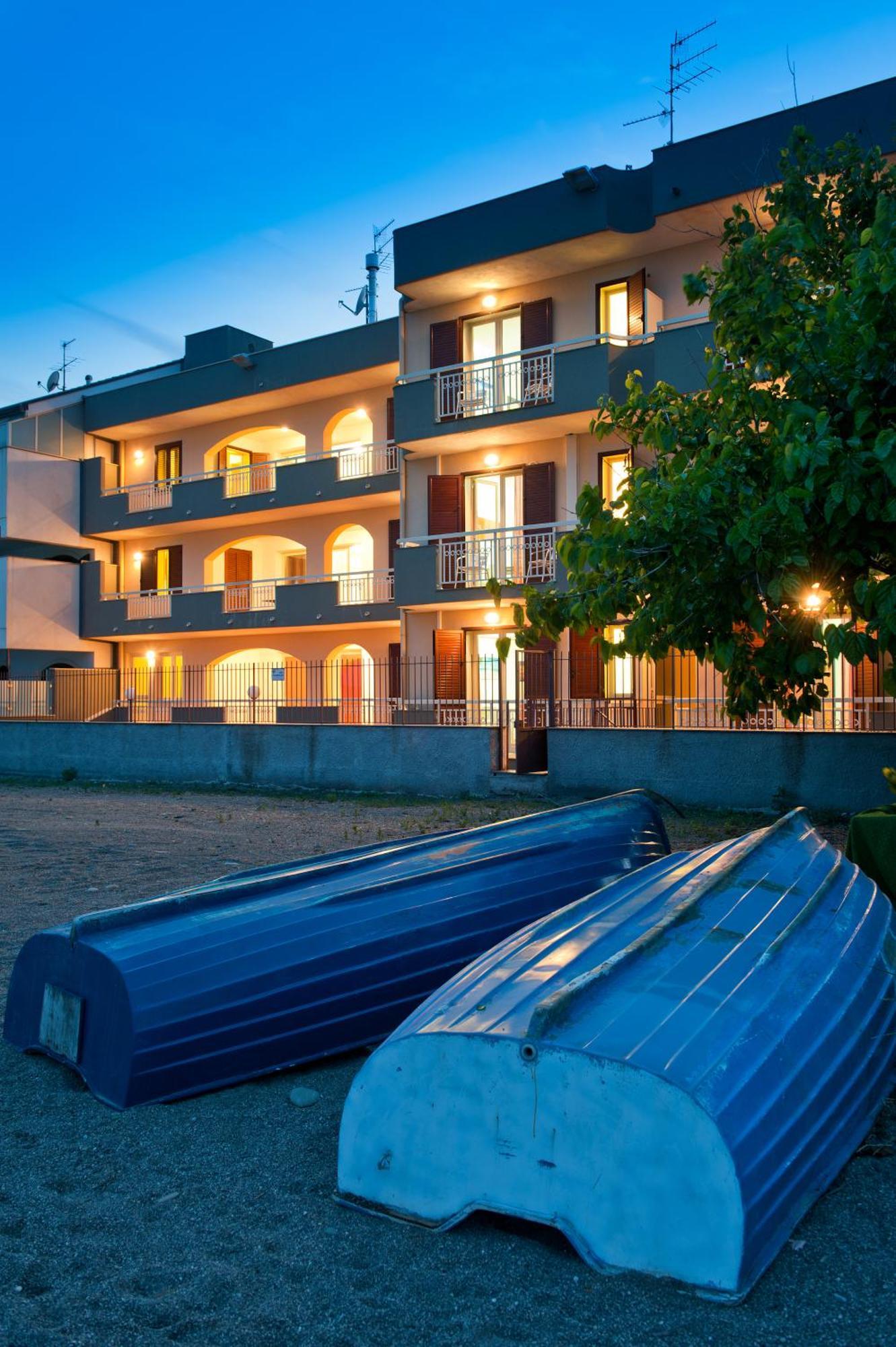 Casa Vacanze Samira Fondachello  Bagian luar foto