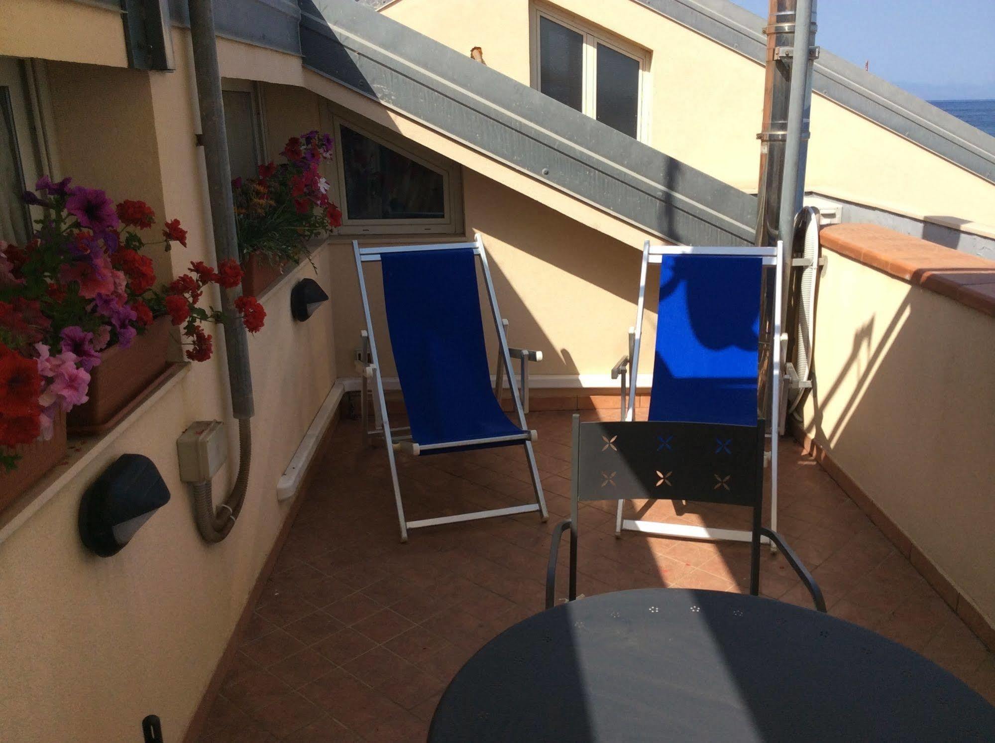 Casa Vacanze Samira Fondachello  Bagian luar foto