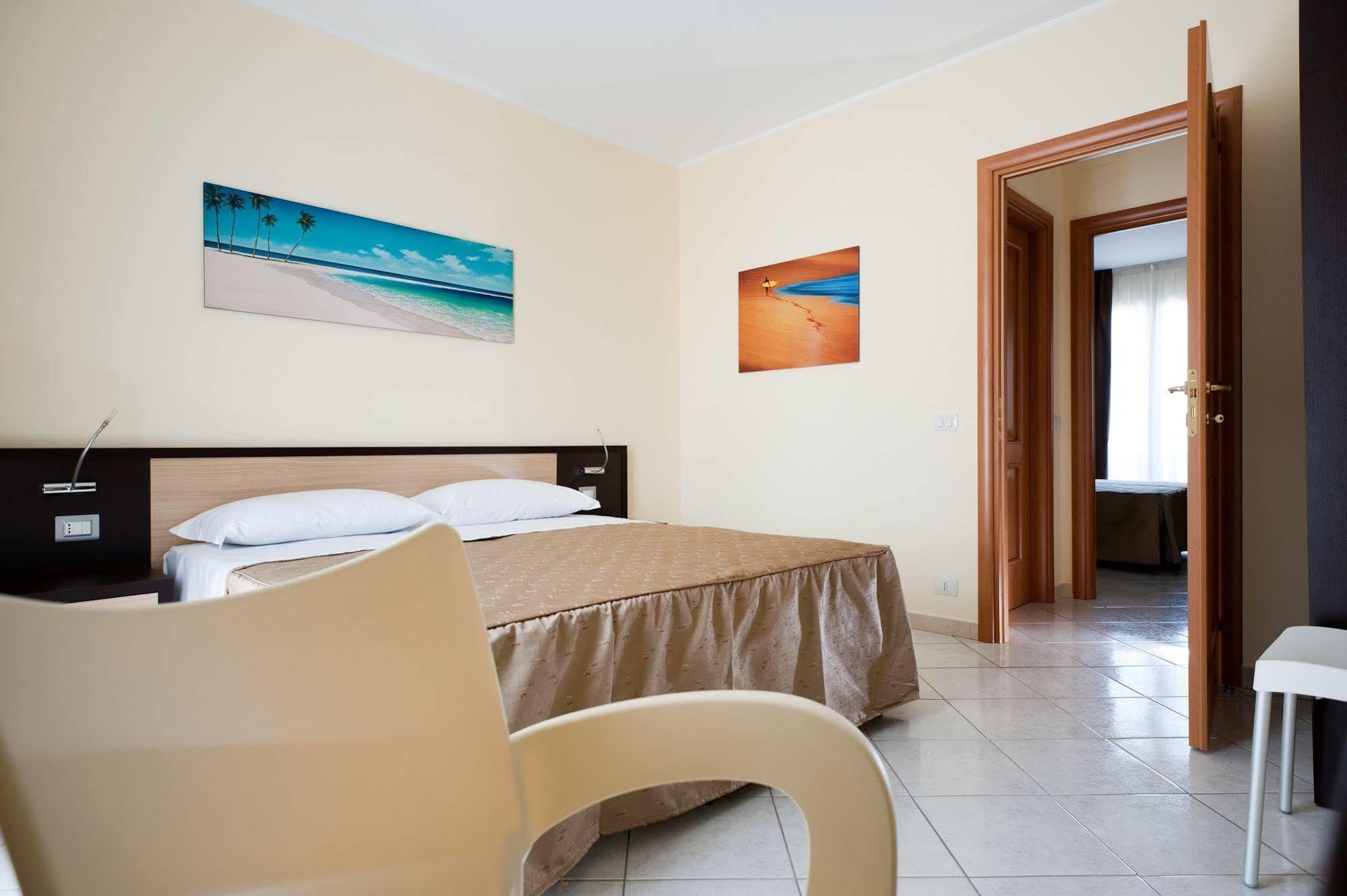 Casa Vacanze Samira Fondachello  Bagian luar foto